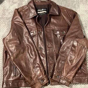 Eddie Bauer vintage leather jacket size L maybe XL